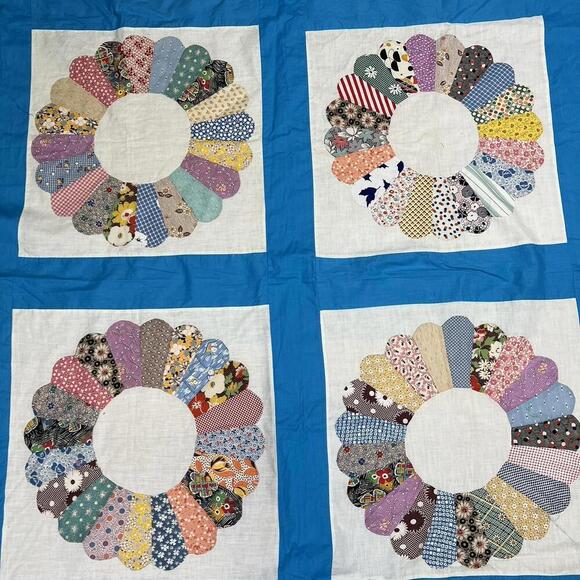 Charming Vintage Inspired Flower Quilt Top Patchwork Blanket - Picture 2 of 5